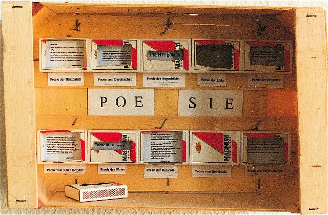 Poesie, 1996, 20 x 30 x 10 cm, Holz, Papier, Streichholzschachteln, © Norbert W. Schlinkert